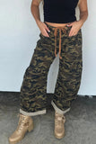 Camouflage Retro Grommet Loose Jeans