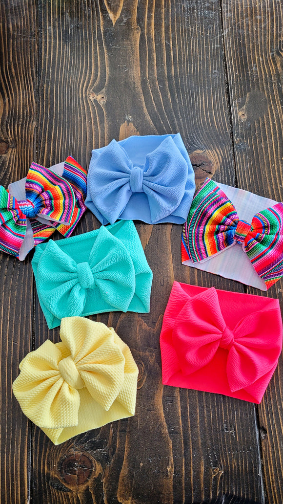 Newborn/infant bow headwrap